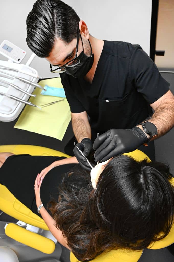 Fogászati állapotfelmérést végez a Denteo fogorvosa